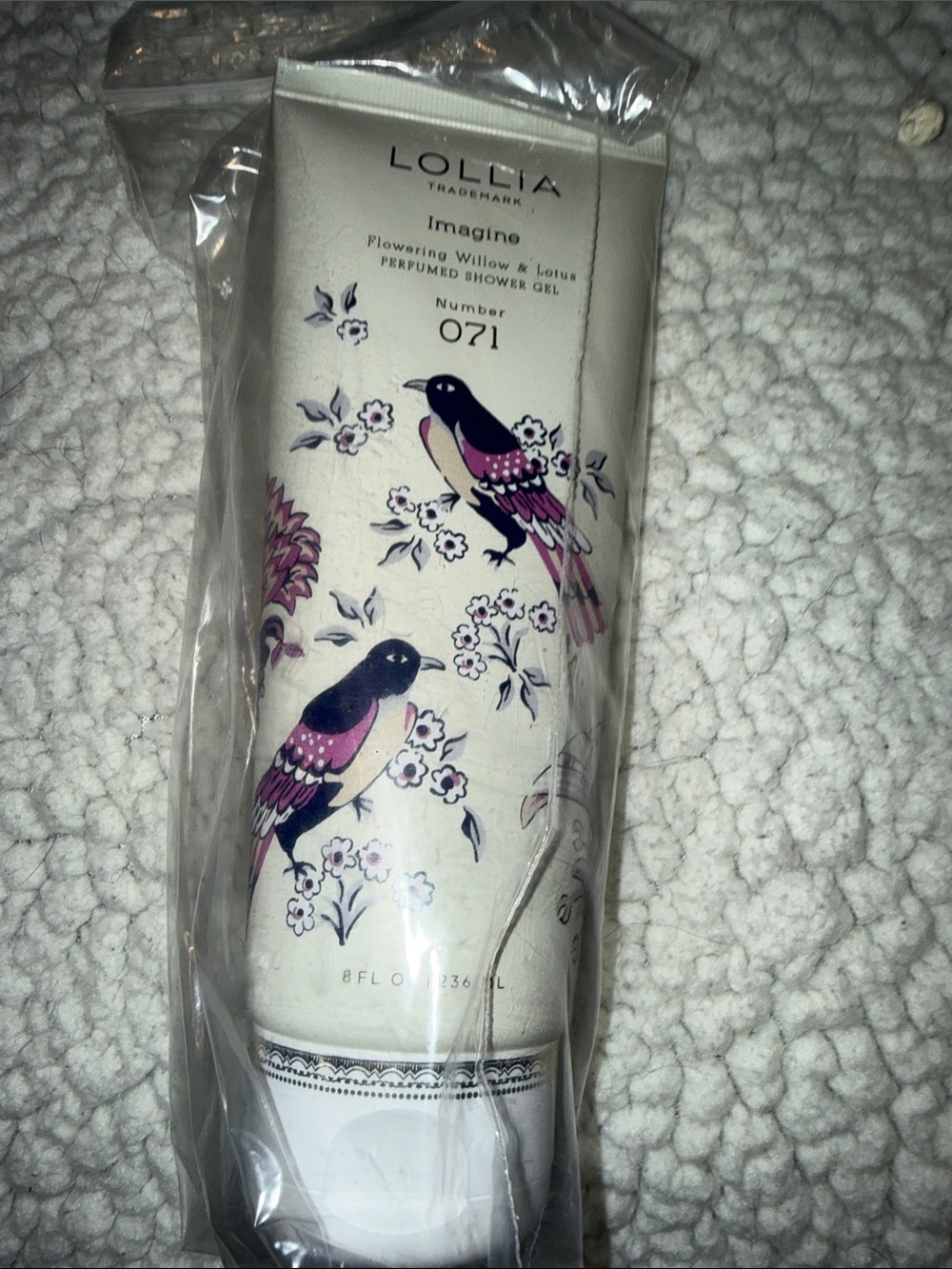 Lolli Imagine Perfumed Shower Gel - Cream Tube with Pink and Navy Bird Art - Picture 2 of 4
